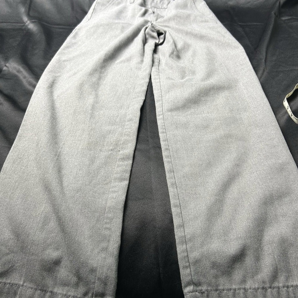 A Plus WOMENS Light Grey Pants Size 30L Pre-Owned - Picture 6 of 6